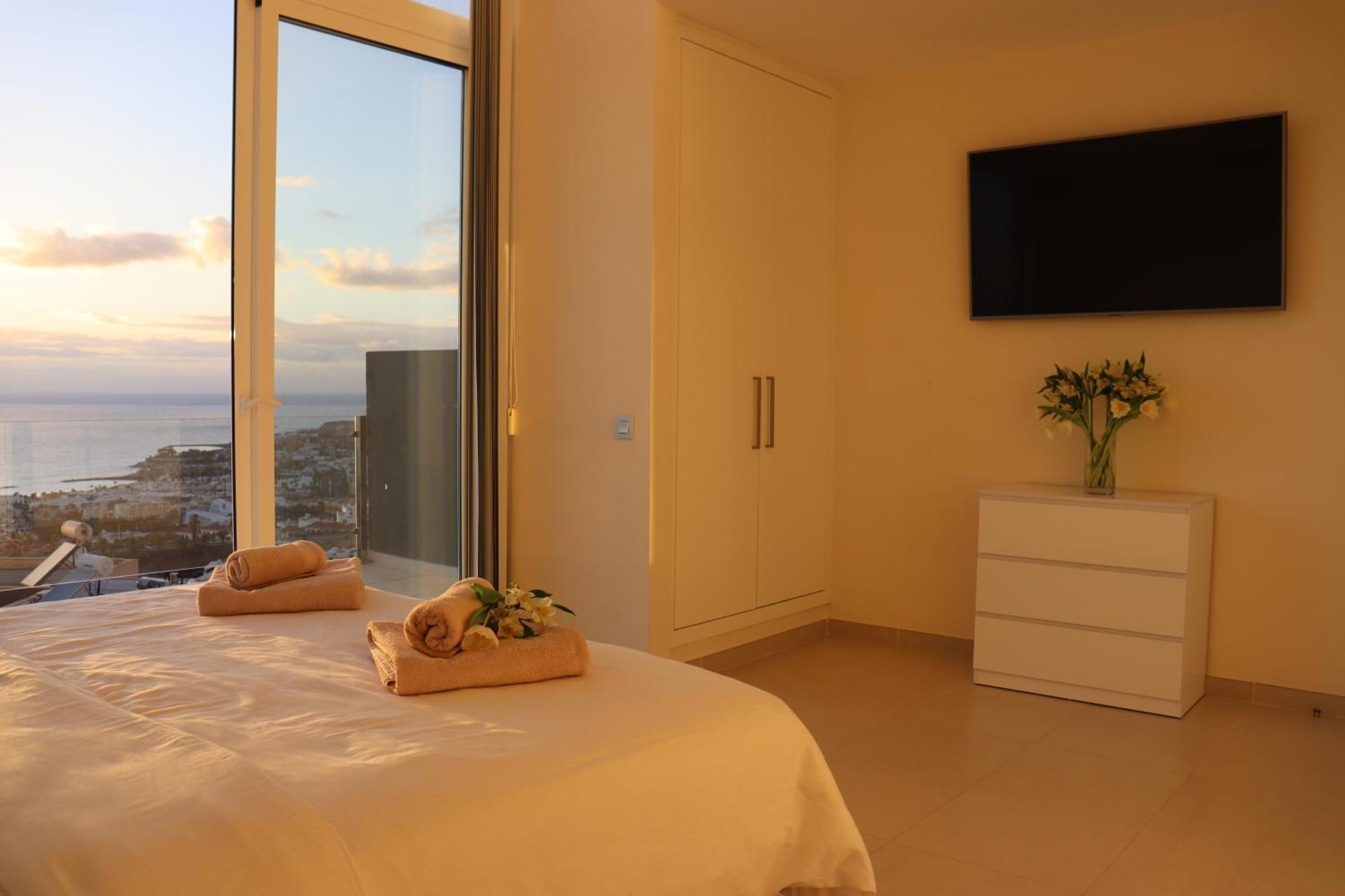 Azure Sky Villa - Panoramic Ocean View, Luxury, San Eugenio Costa Adeje  Esterno foto