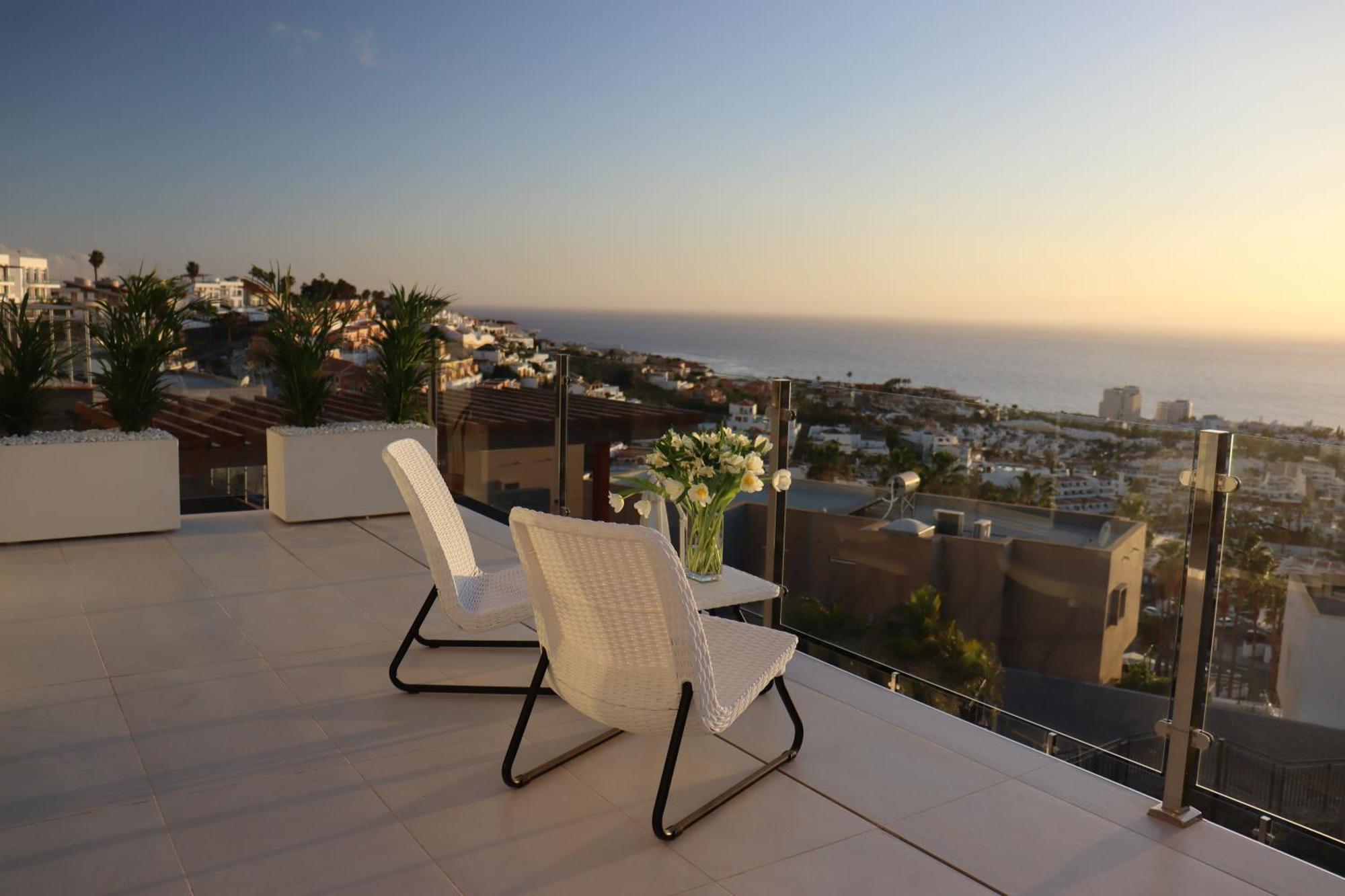 Azure Sky Villa - Panoramic Ocean View, Luxury, San Eugenio Costa Adeje  Esterno foto