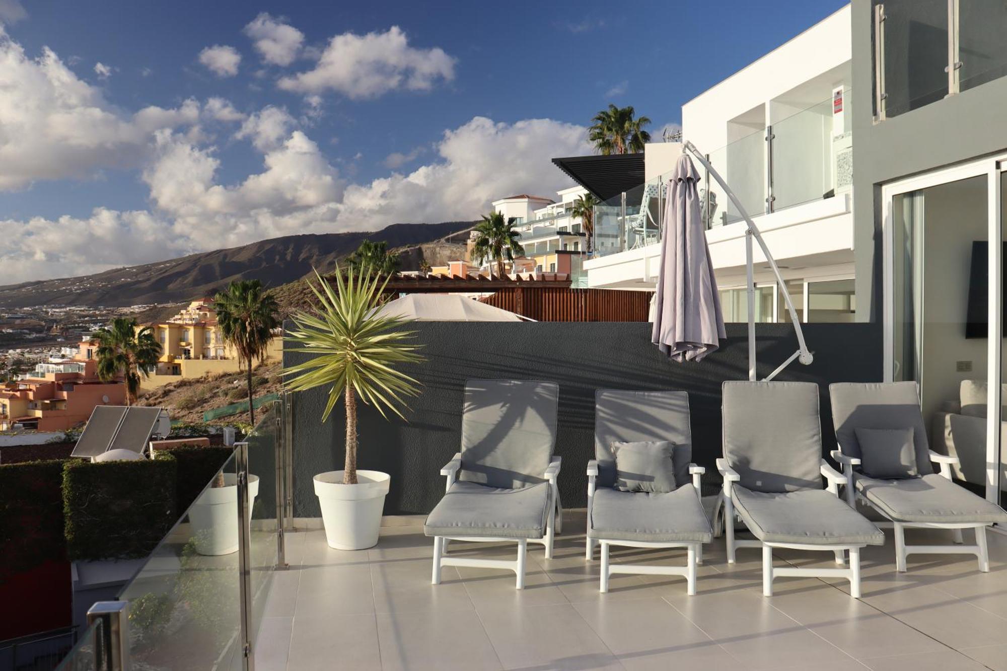 Azure Sky Villa - Panoramic Ocean View, Luxury, San Eugenio Costa Adeje  Esterno foto
