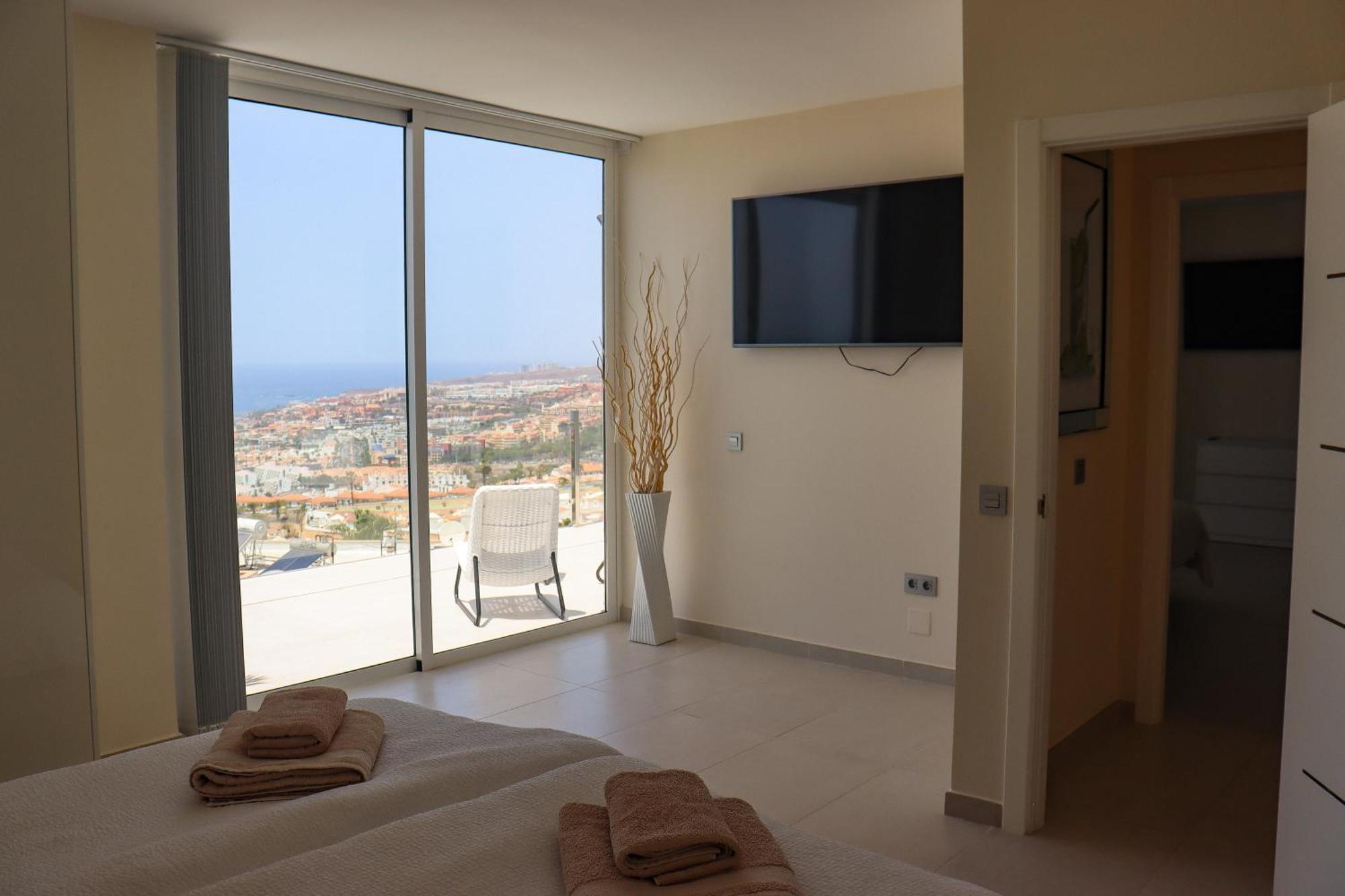 Azure Sky Villa - Panoramic Ocean View, Luxury, San Eugenio Costa Adeje  Esterno foto